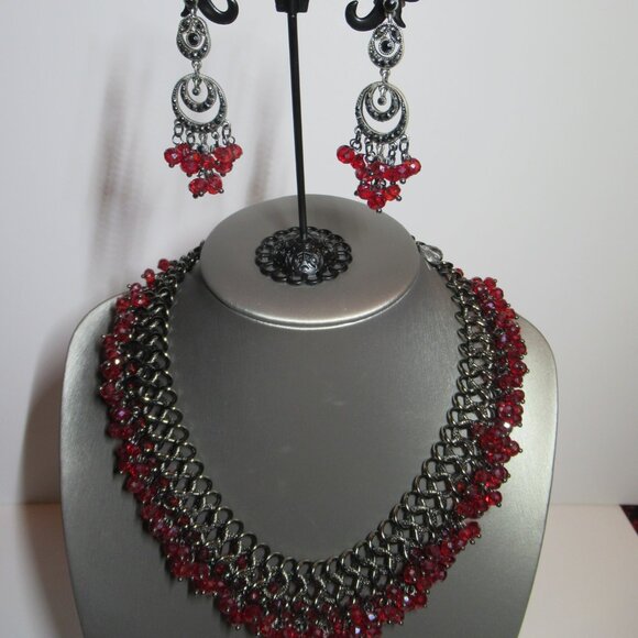 Chainmail Necklace & Earrings Set Silver with Red Beads Choker Collar Dangle - Picture 2 of 16
